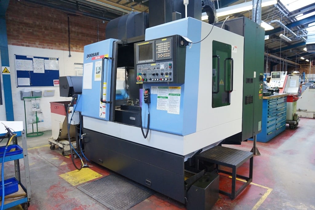 DOOSAN NM410  2008